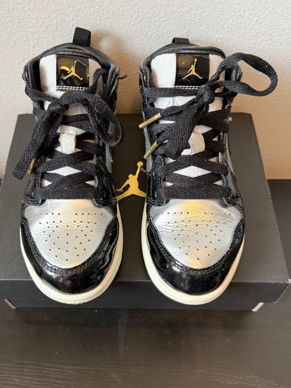 Jordan 1 Mid SE PS Black Metallic Silver - Size 1Y